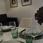 - Velho דירה *